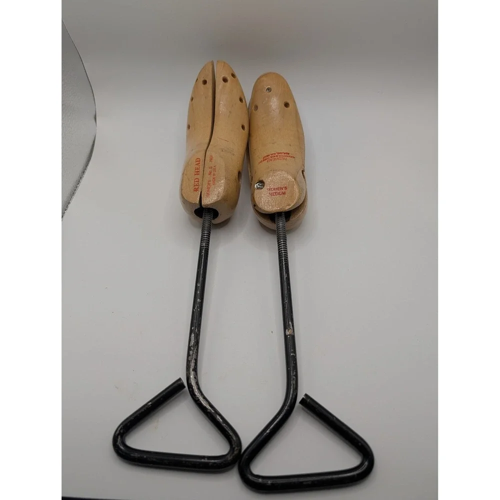 Red Head Wooden Shoe Tree Stretcher Form Women's Medium Adjustable